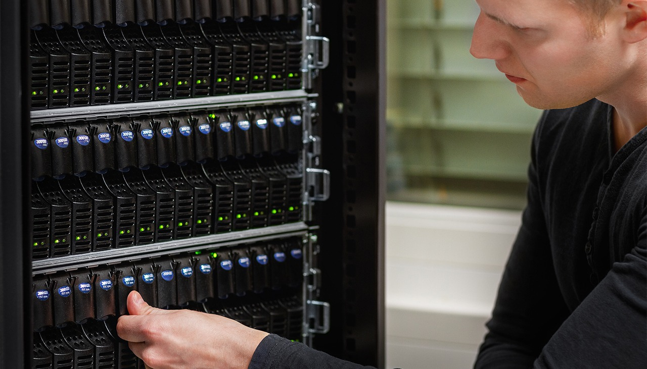 Top 7 Benefits of VPS Hosting for UAE E-commerce